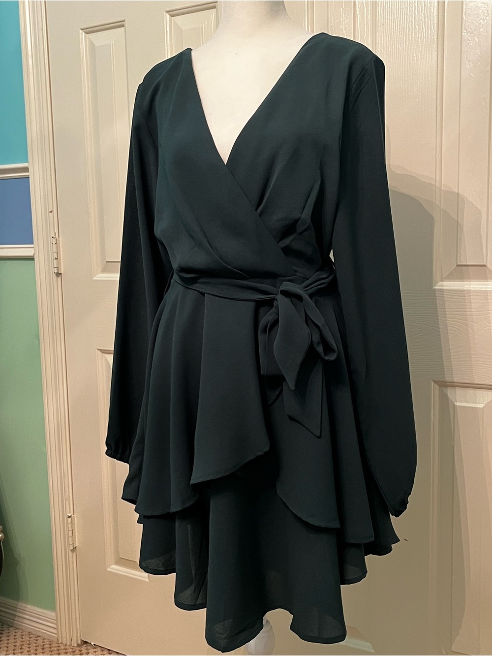 Elegant Deep Green Wrap Dress with Tie Waist